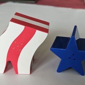 Vintage Avon Collectable Stars and Stripes Salt and Pepper Shakers